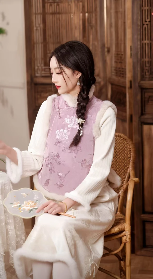 国风马甲2024新款无袖盘扣加厚加绒女冬季气质百搭