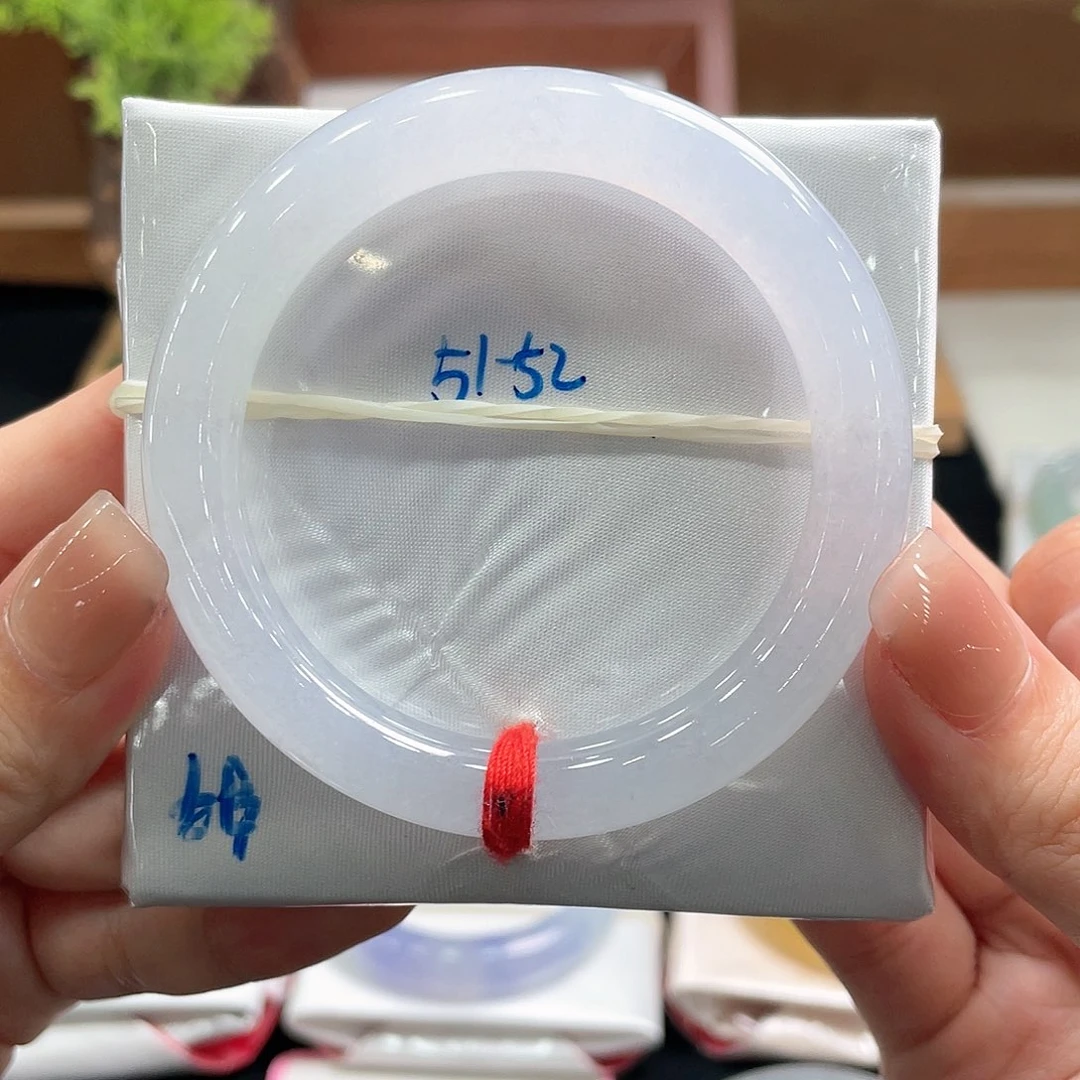 翡翠手镯未镶嵌52 圆条