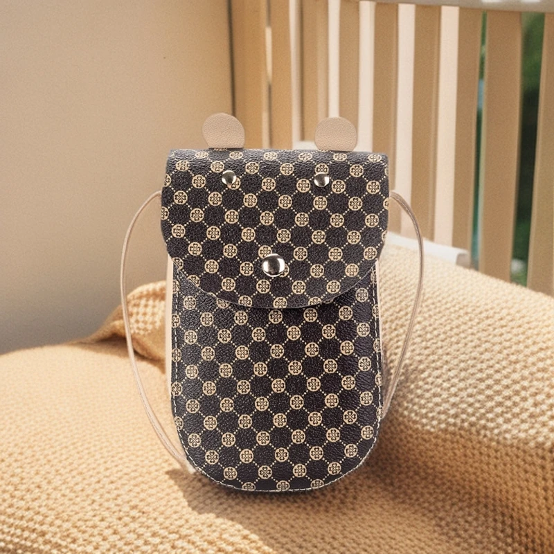 时尚便携手机包印花单肩斜挎手机包百搭小众可爱女包休闲手机包