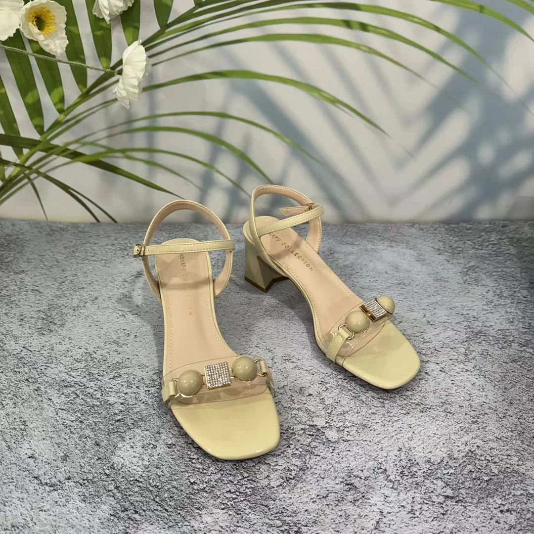 小强家女鞋 芙儿家时尚百搭女鞋（A77-24-3）《122405581》