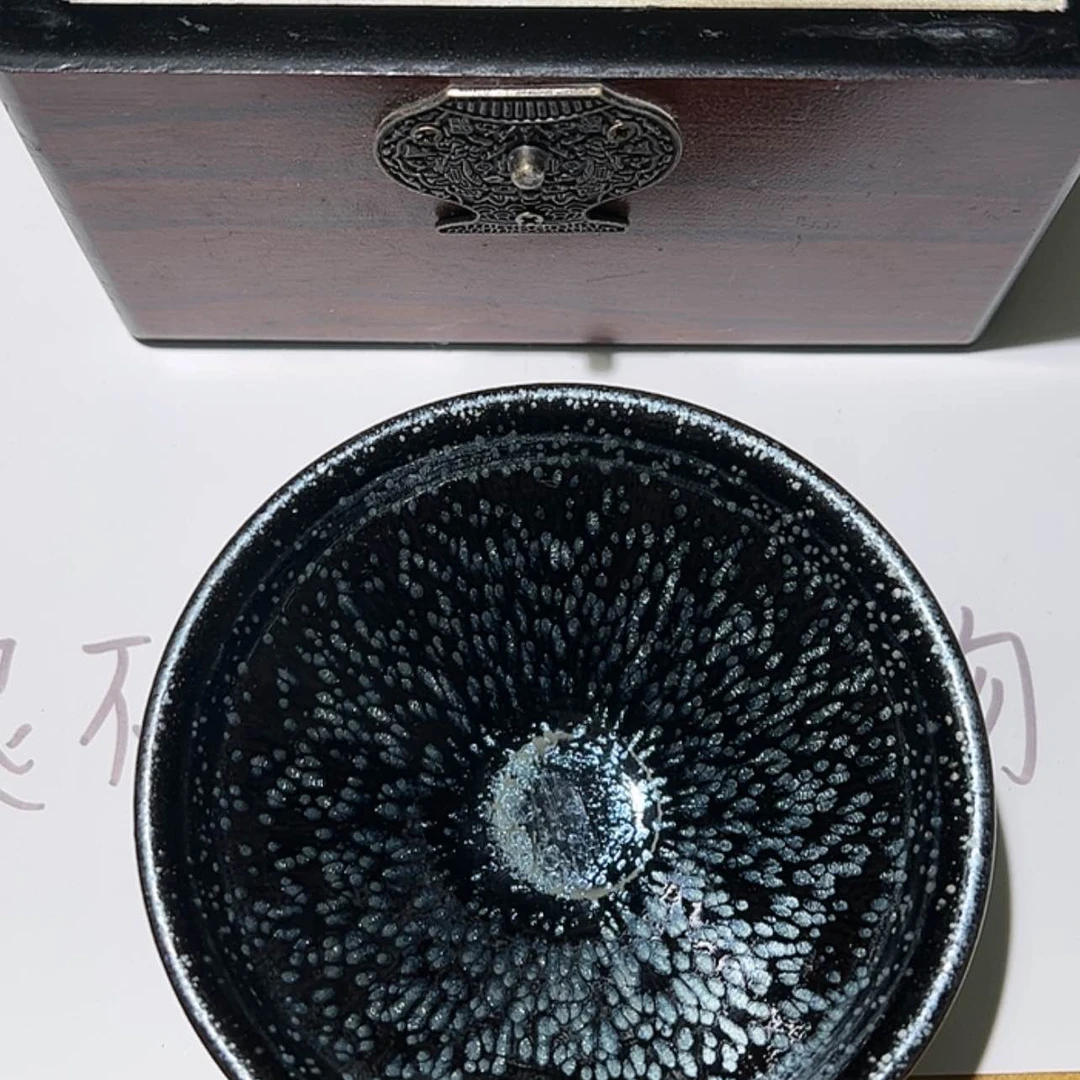 【闪购商品】玻璃茶盏楼**?