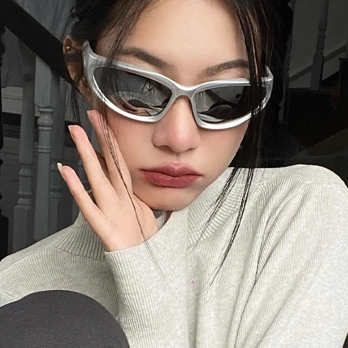 y2k千禧女士赛博朋克潮流街拍个性墨镜女时尚欧美太阳镜