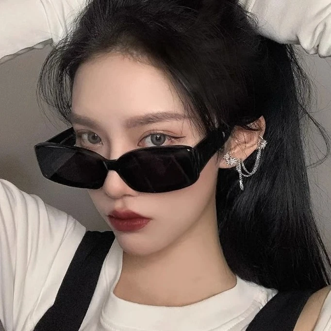 Schmonti/施蒙蒂复古窄框长方形墨镜女拍照太阳专用潮酷女款女士