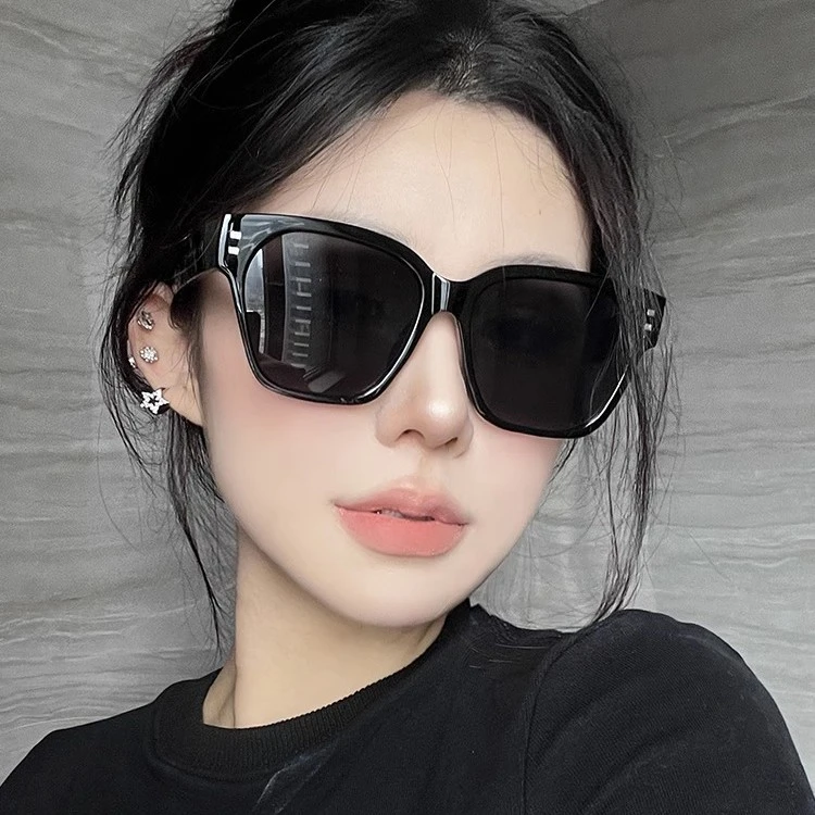 复古方框墨镜女潮大脸显瘦网红街拍辣妹眼镜防晒防紫外线太阳镜