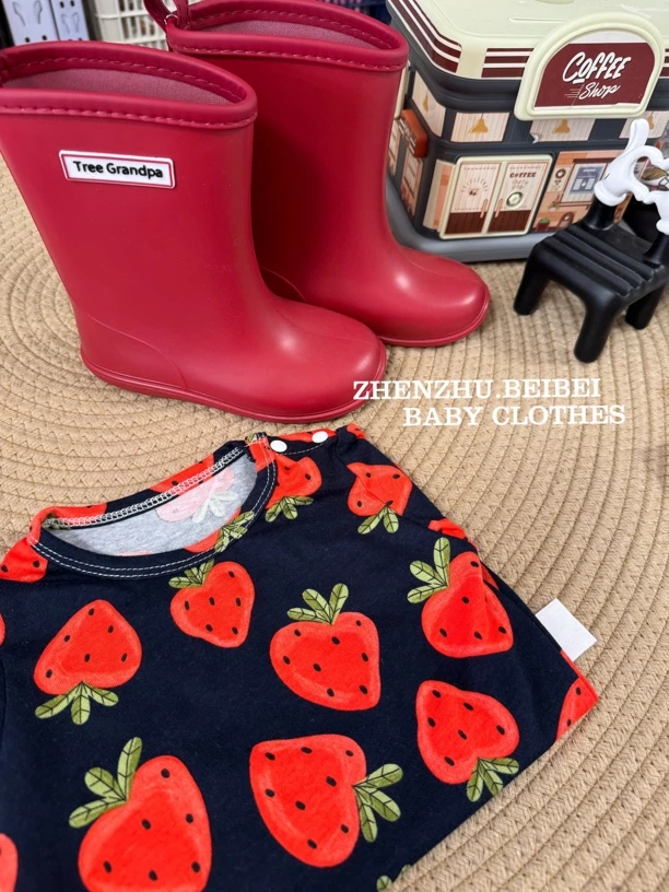 珍珠『摇滚草莓』外贸长袖包屁衣肩开扣长袖四季打底衣