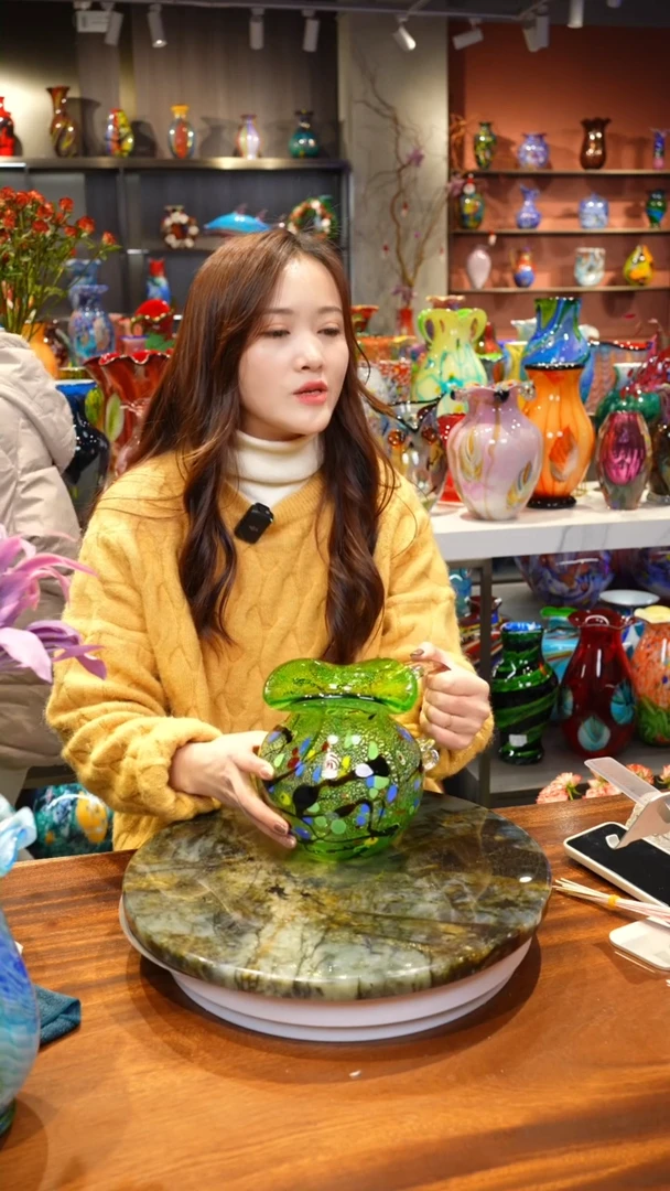 【闪购商品】手作精工花器一级色料，空运包邮，送货上门