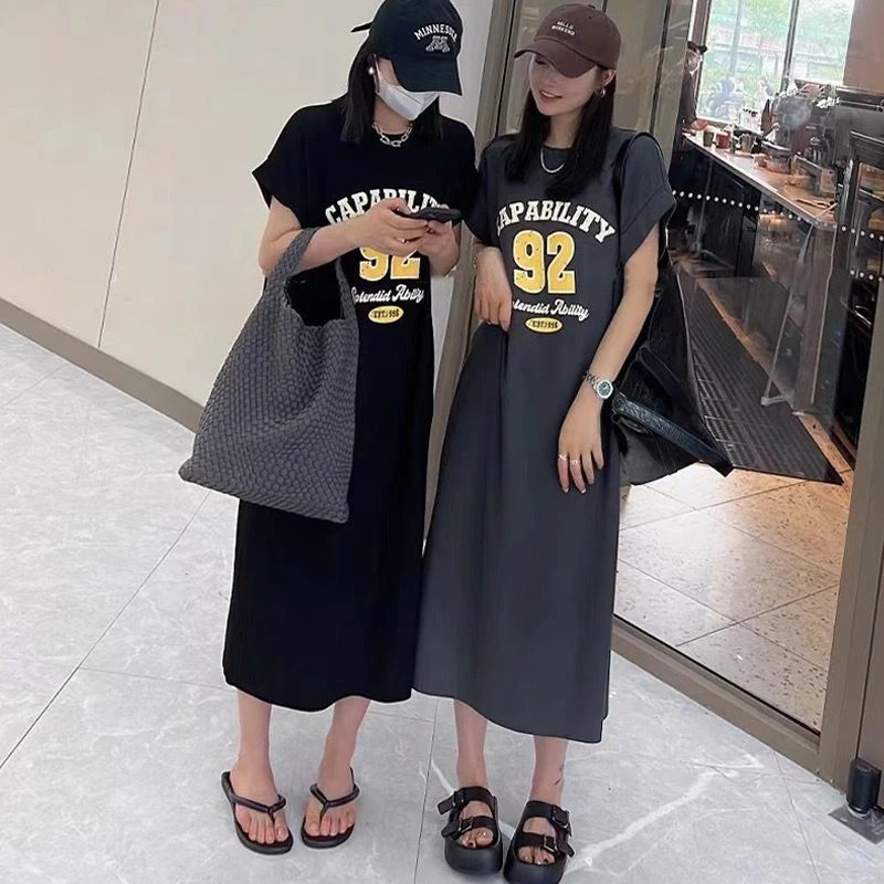 哺乳衣连衣裙夏季孕妇装宽松过膝长裙辣妈款产后外穿喂奶t恤裙潮
