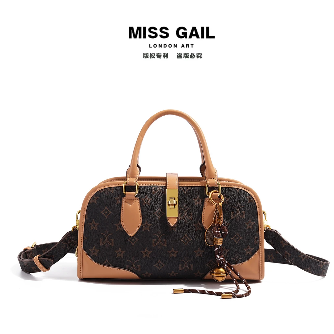 【短视频同款 数量有限 】Miss Gail时尚印花休闲手提斜挎包8032杏