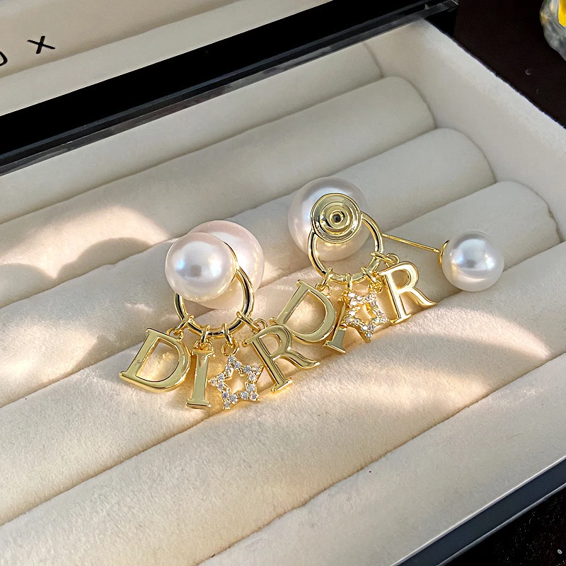 铜合金耳饰 品质款-网红同款CD女耳钉2025新款高级感轻奢银针耳饰