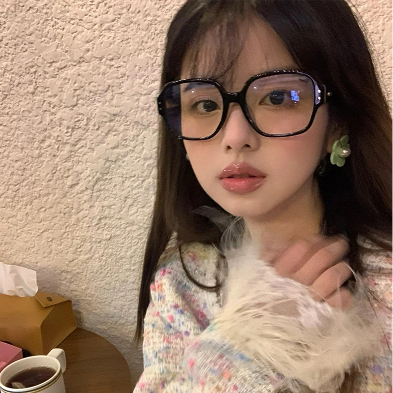 大黑框眼镜女显脸小墨镜女款2024新款大框适合方圆脸夏日高级感