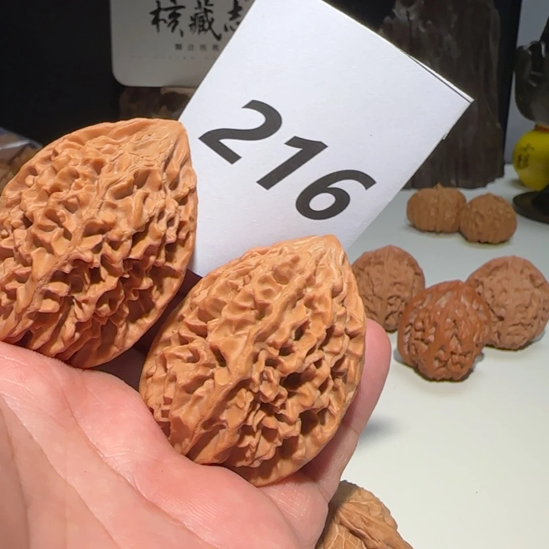 文玩核桃吊坠骑***本招财鼠