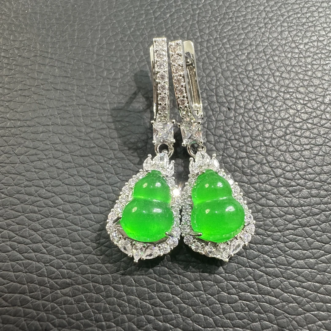 翡翠葫芦耳饰（多样发其一）A105