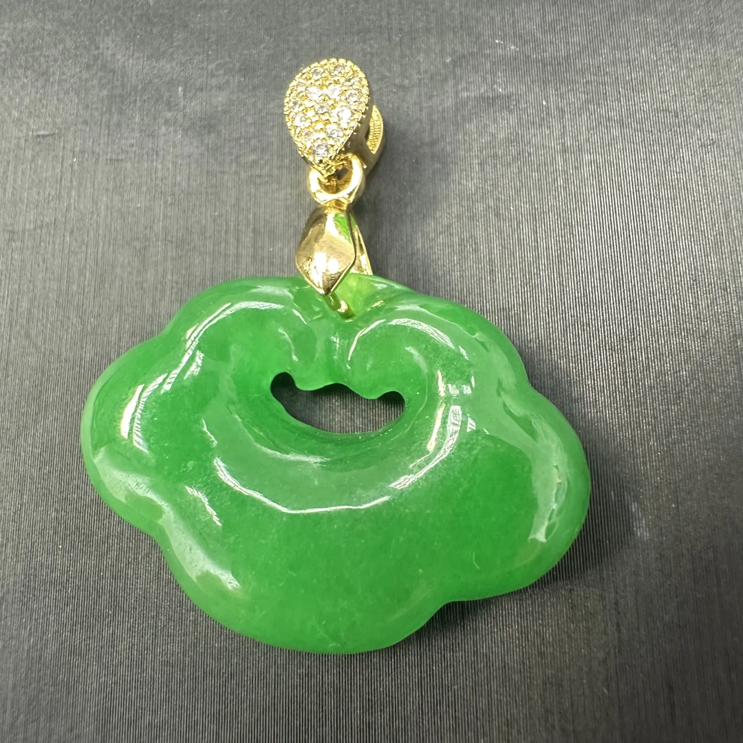 翡翠如意锁吊坠（多样发其一）A63