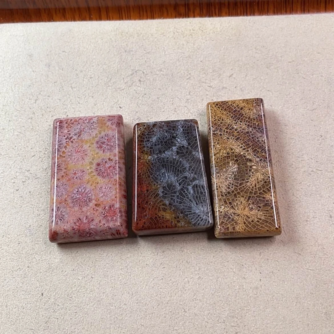 【闪购商品】硅化玉吊坠(赠链)未镶嵌慧***家