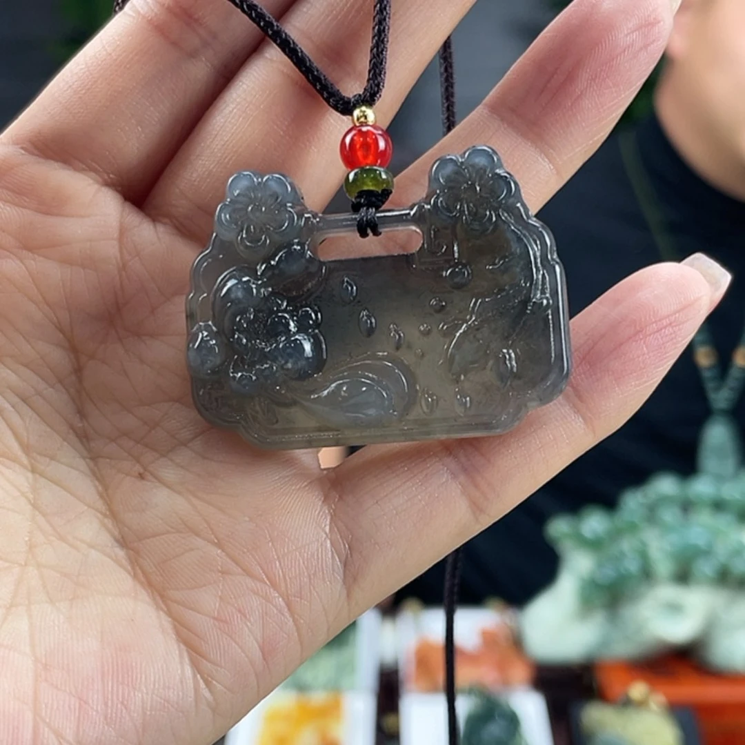 【闪购商品】蛇纹石玉颈饰未镶嵌