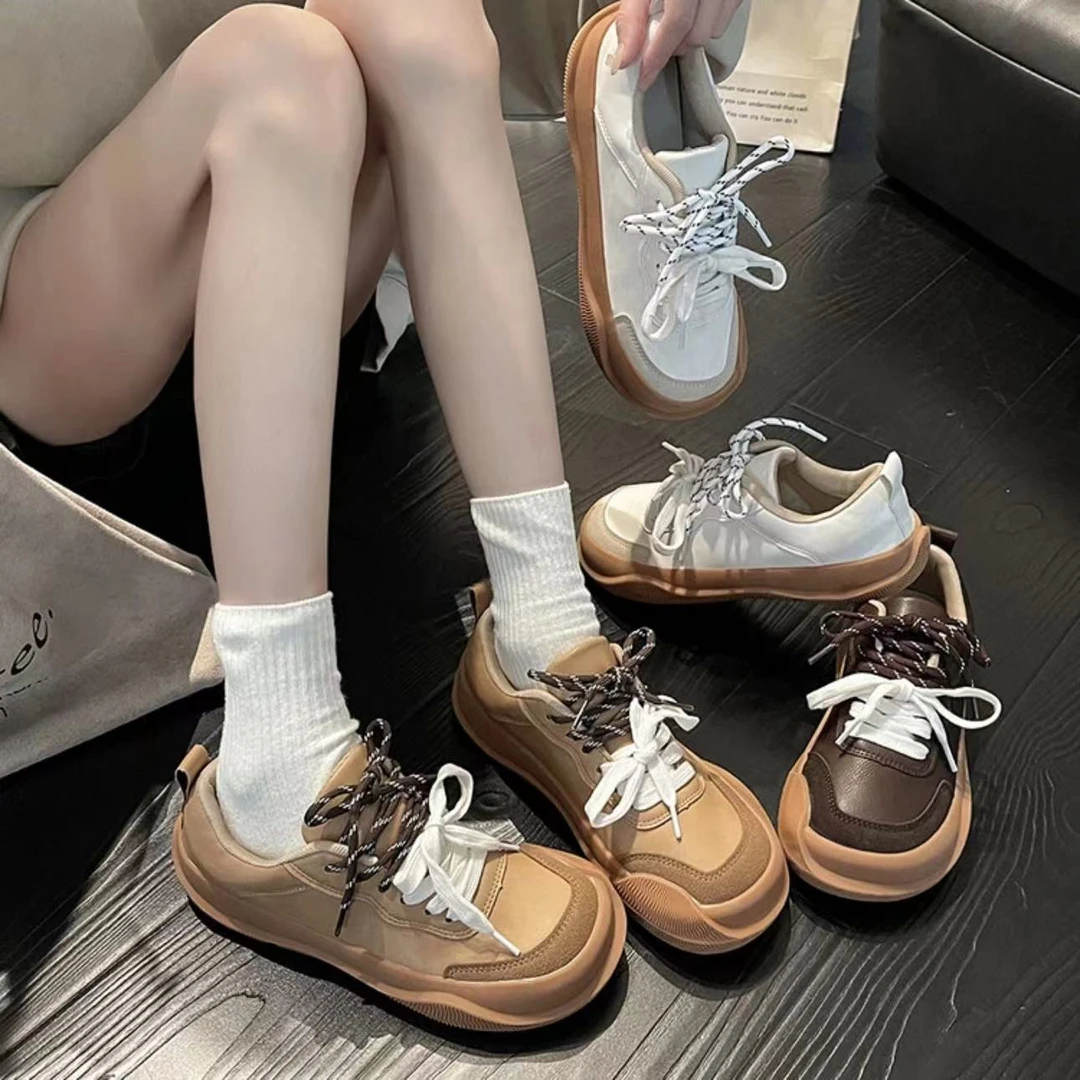 洋气复古~双色系带小众丑萌鞋女2024秋新款软底方头厚底休闲板鞋