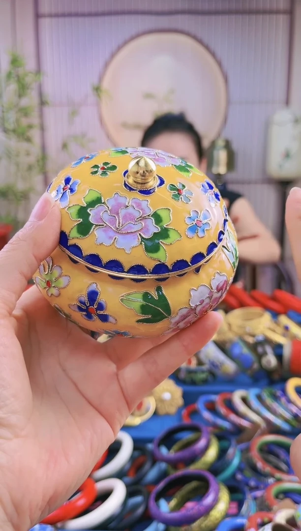 【闪购商品】非遗绝技 景泰蓝捧盒 黄