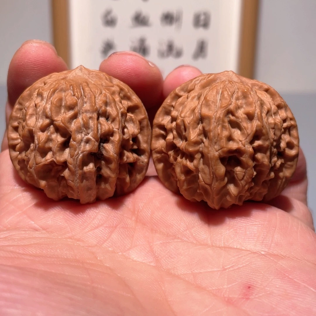 文玩核桃吊坠红豆38全品