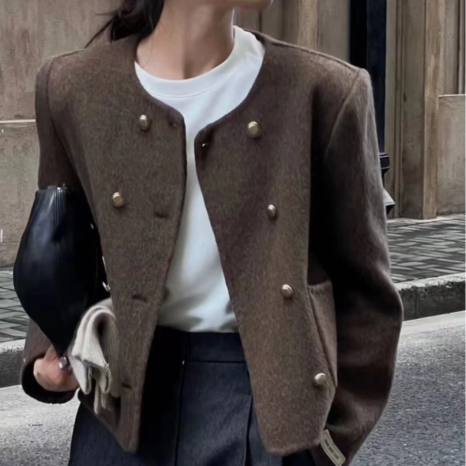 8109号1017#秋冬简约双口袋排扣设计休闲外套（预）