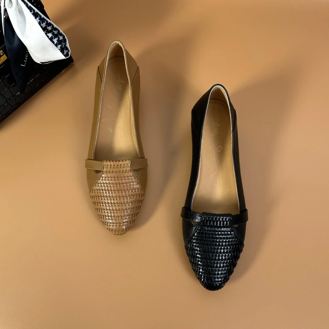 低跟真皮单鞋尖头平底鞋小香风气质时尚百搭夏季软底春季浅口跟鞋