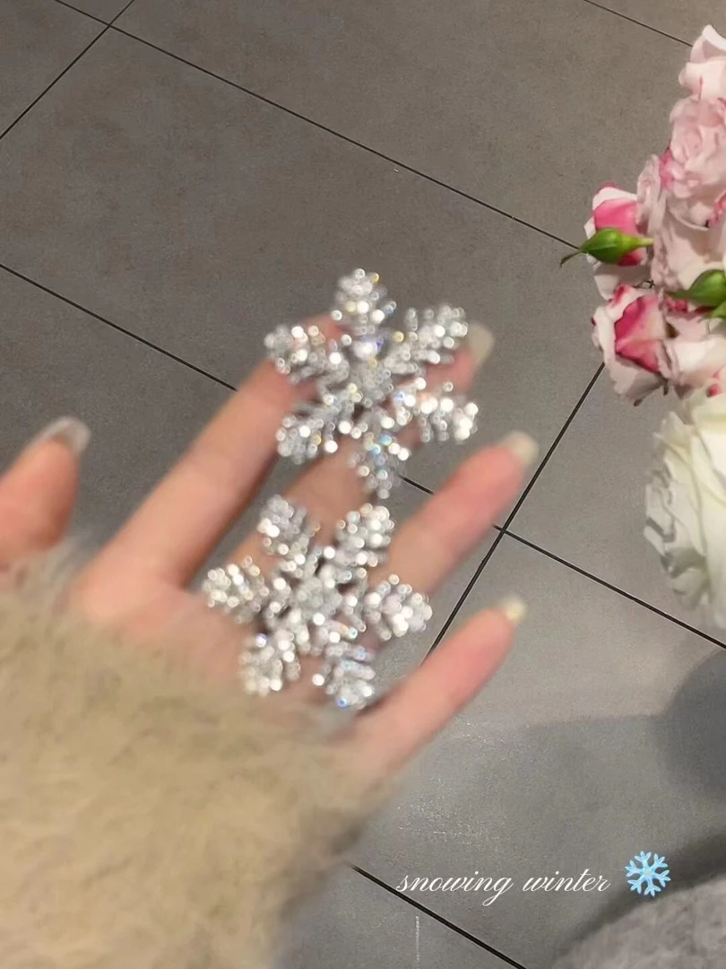 少女雪花发夹秋冬新款圣诞发卡鸭嘴夹侧边夹精致重工高贵闪钻发饰