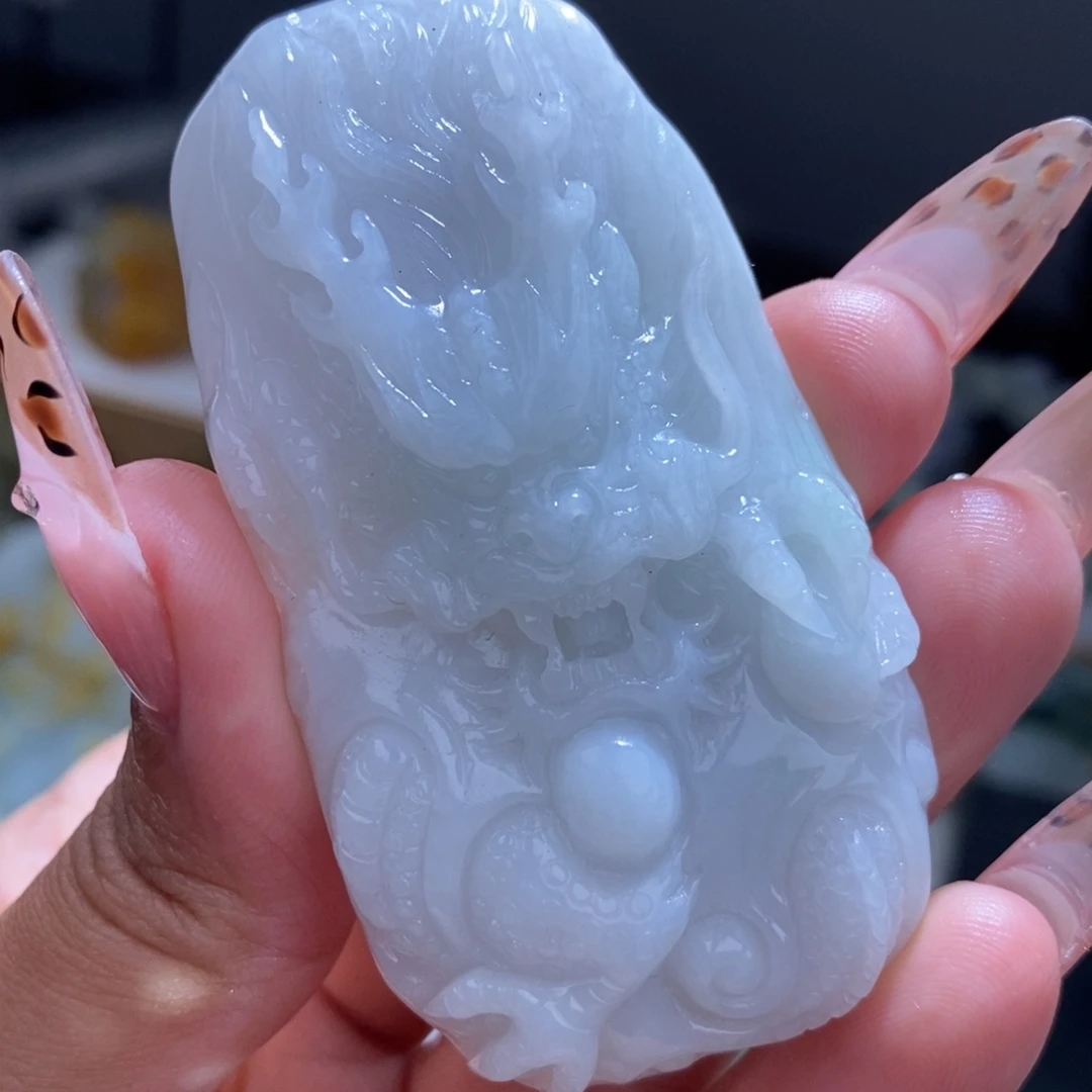 定制翡翠未镶嵌龙牌