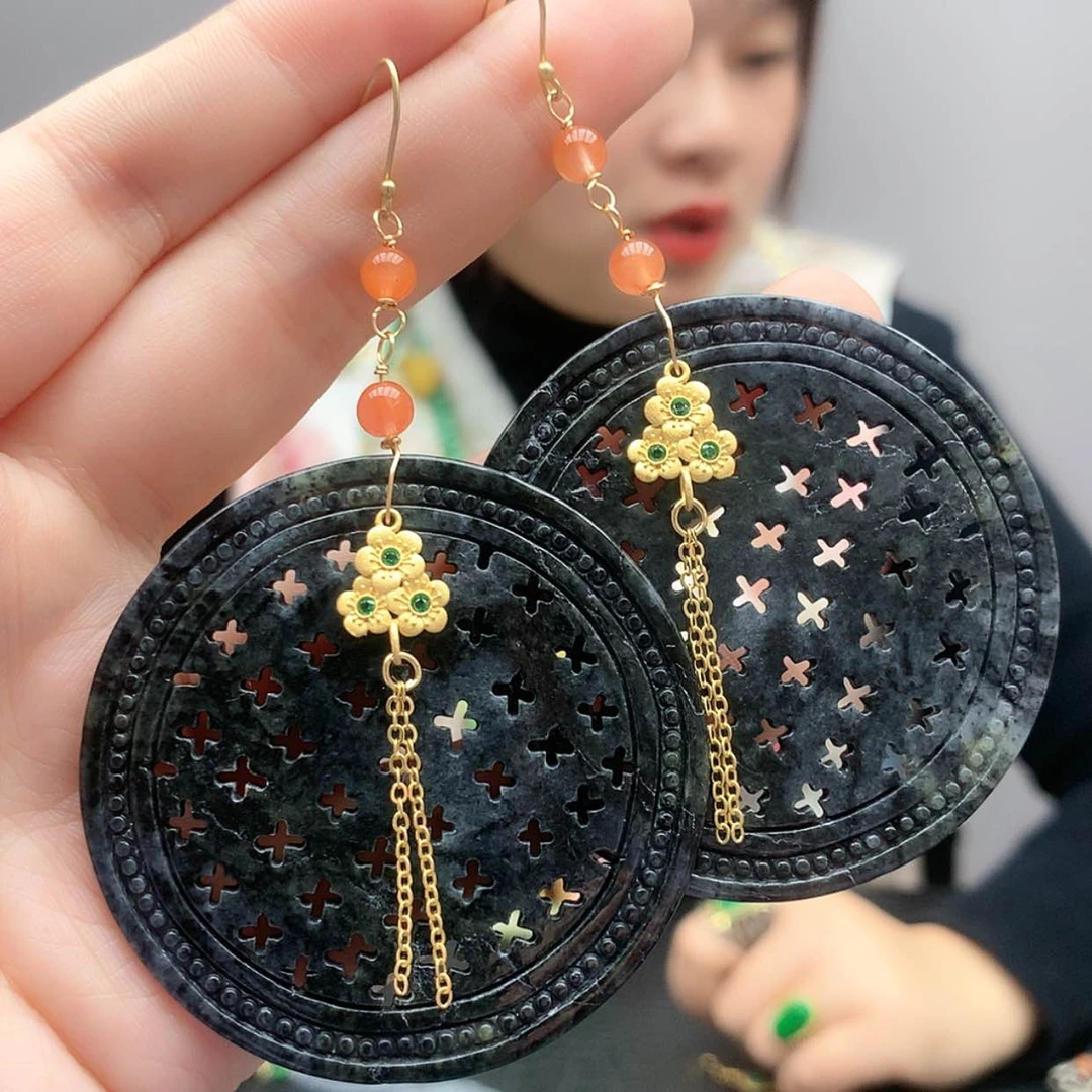 【闪购商品】翡翠耳饰银S925镶嵌凡**璨有纹
