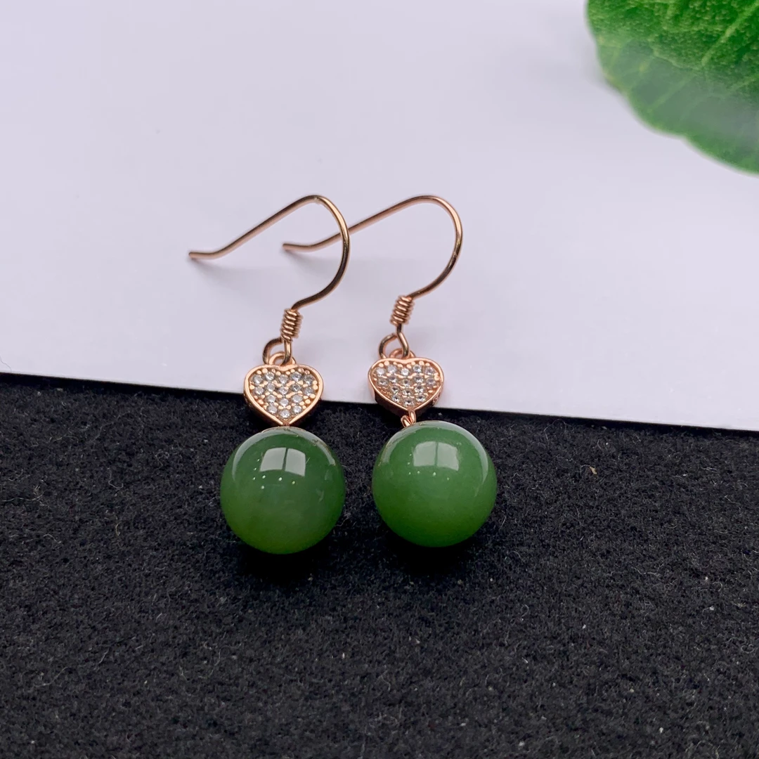 和田玉时尚百搭简约轻奢款圆珠耳钩