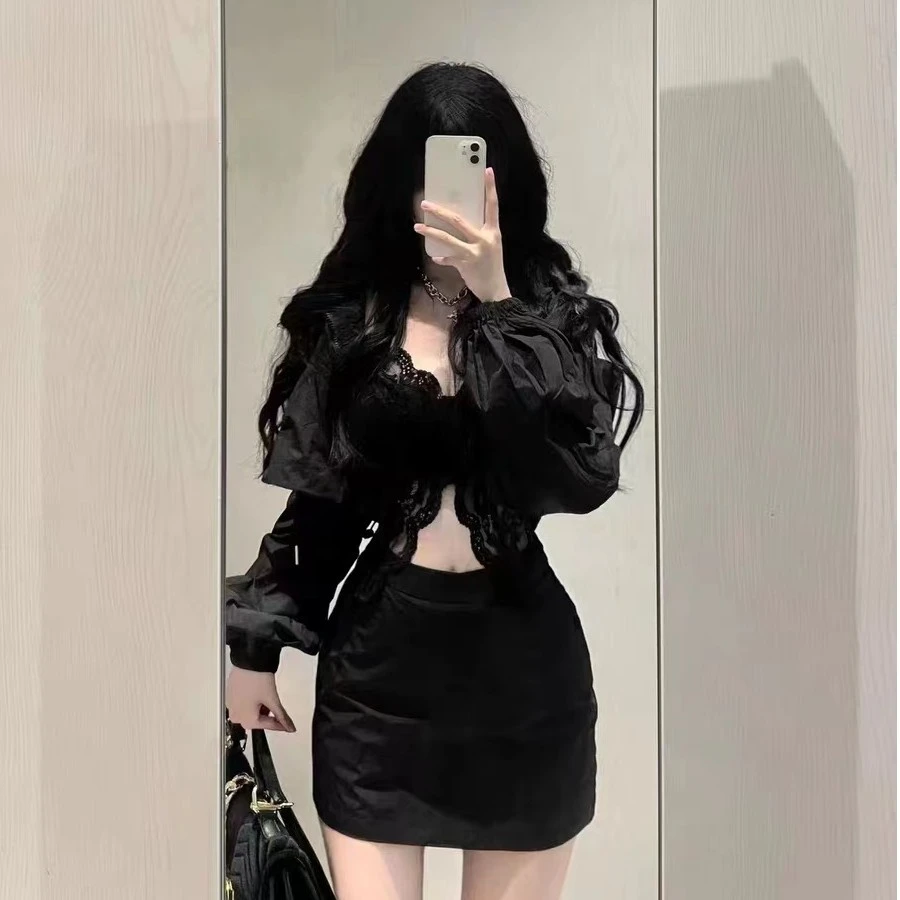 甜酷辣妹套装女设计感气质冲锋衣蕾丝吊带配高腰包臀半身裙三件套