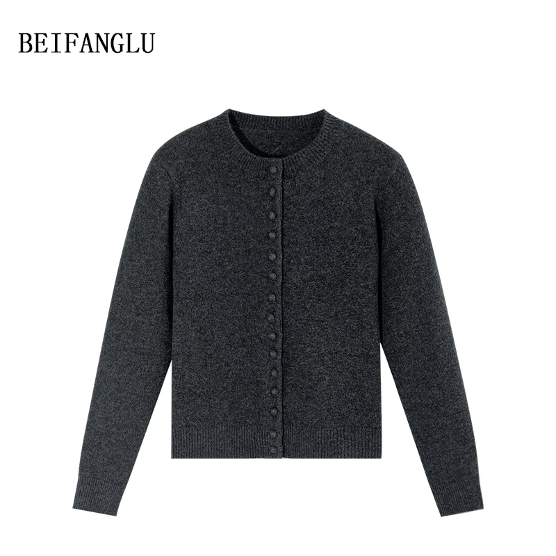 北方鹿 P*家定染油墨紫高级感法式圆领气质绵羊毛针织开衫女8008