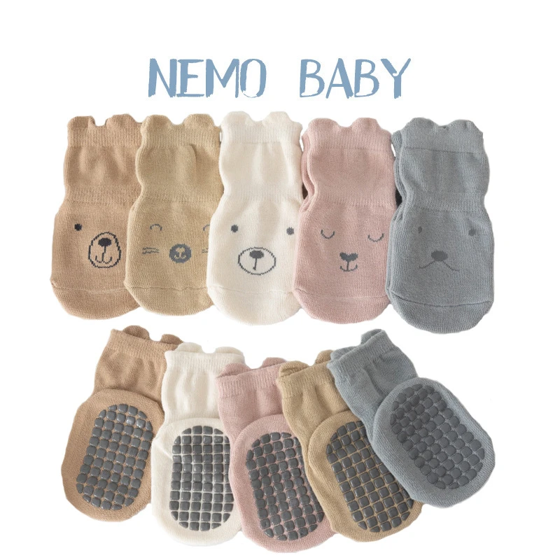秋冬新款新生儿地板袜婴儿袜宝宝防滑学步袜点胶防滑松口宝宝袜z