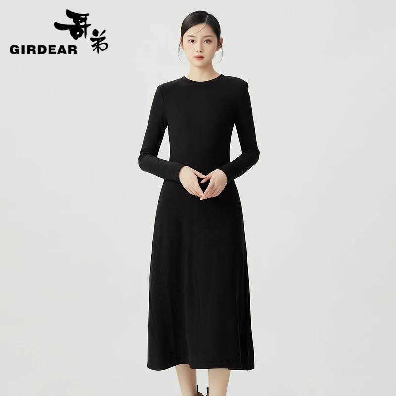 GIRDEAR/哥弟简约圆领磨毛保暖套头修身纯色长袖连衣长裙-1500505