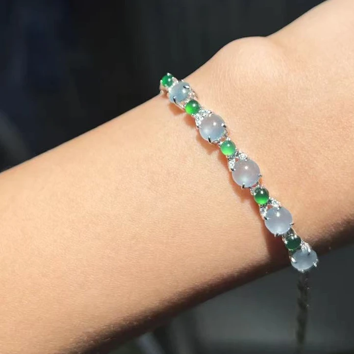 银S925白冰冰阳绿翡翠A货手链，精致百搭时尚气质精美单圈镶嵌