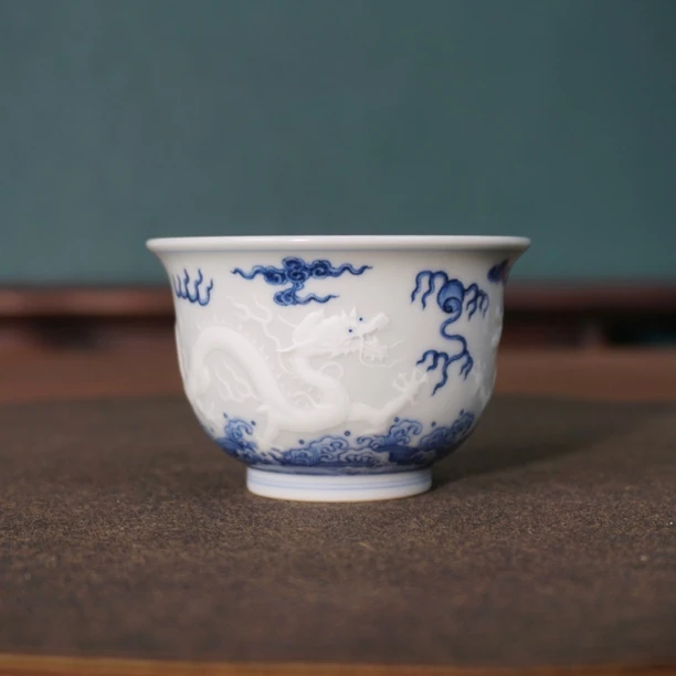 锦玉清韵王琳窑 堆雕龙纹炉式杯高端茶器主人杯 100ml