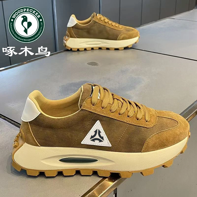 啄木鸟男鞋新款时尚百搭透气厚底阿甘鞋男士户外复古休闲运动潮鞋