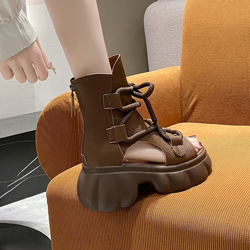 厚底凉鞋女2025春夏季新款鱼嘴高帮罗马鞋复古百搭真皮松糕跟凉靴