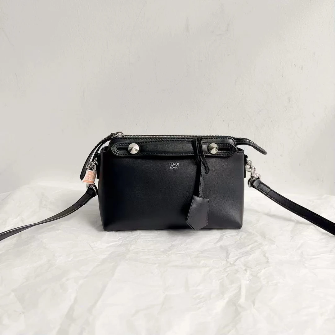 FENDI/芬迪 单肩包 wh6009/2407