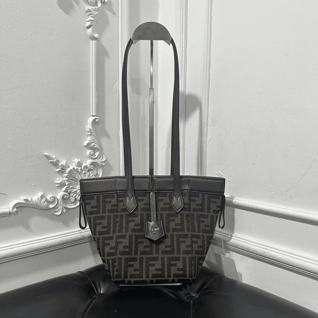 FENDI/芬迪 单肩包 jy6064/2407