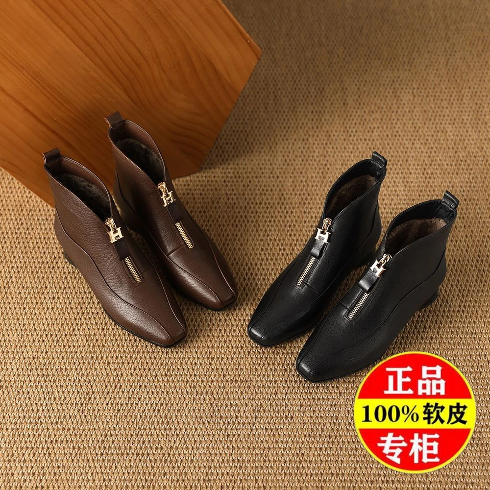 2024新款小短靴粗跟秋冬季加绒高跟鞋软皮尖头马丁靴女棉皮鞋欧