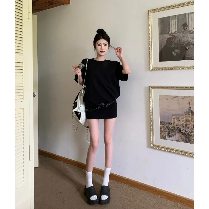 圆领黑色短袖T恤连衣裙女夏装辣妹宽松短裙休闲气质收腰包臀裙子