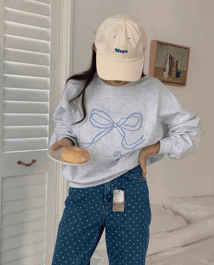 VK 韩系藏青蝴蝶结卫衣