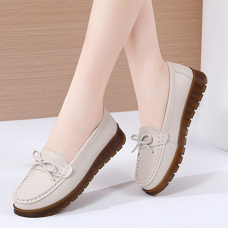 艾舒芸软面妈妈鞋夏季软底轻便女士皮鞋中老年女鞋夏款一脚蹬乐福