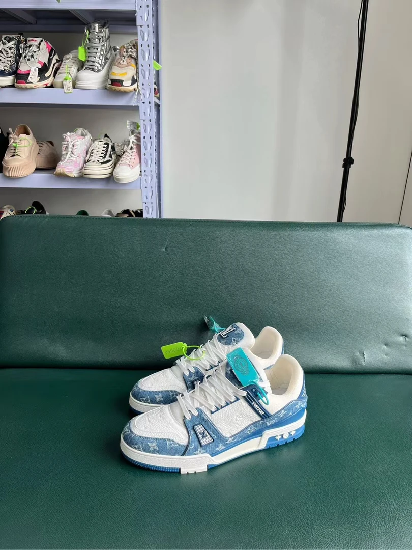 捡漏 运动鞋 全新/LV Trainer蓝牛仔/45码/原盒配件#d3050