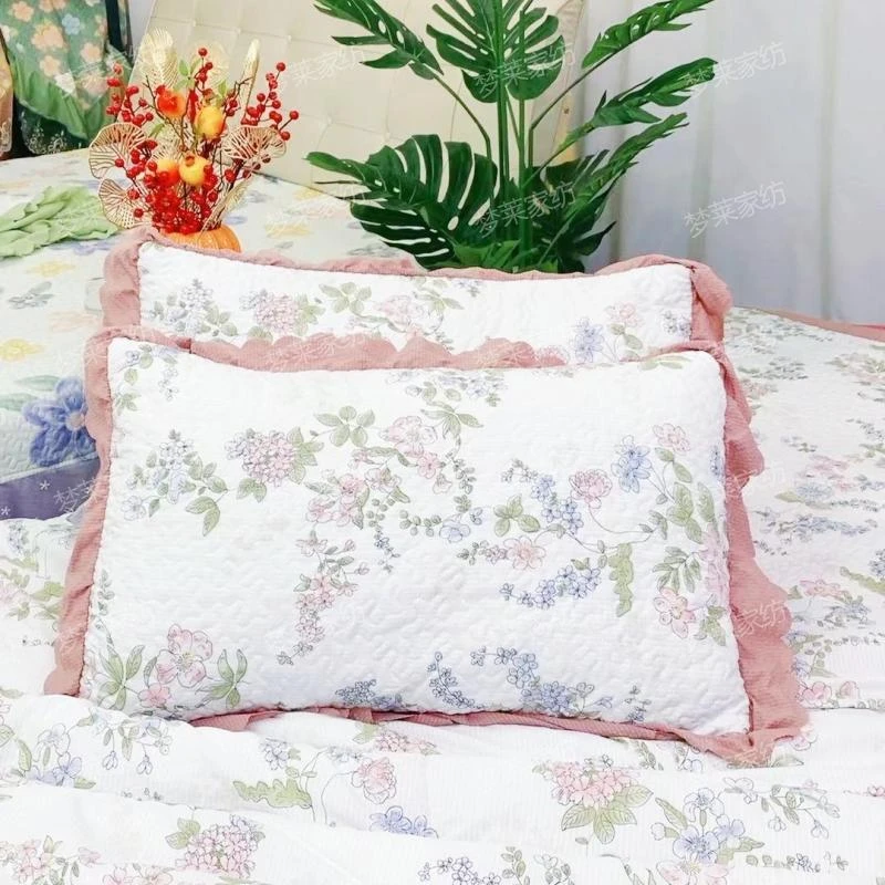 《花边枕套》泡泡棉 新款绗绣花边枕套48*74（一对装）