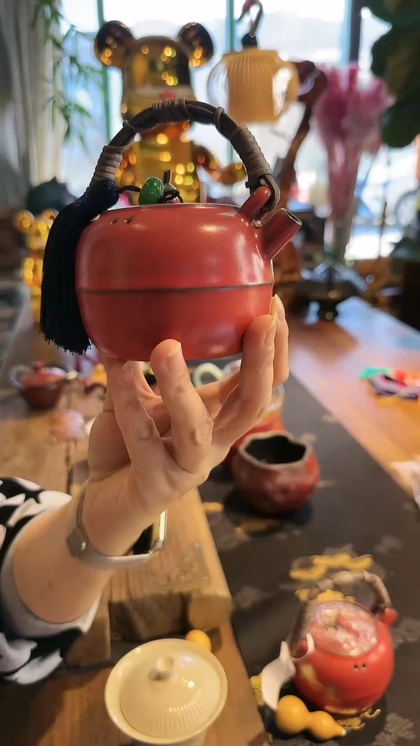 【闪购商品】瓷中式壶