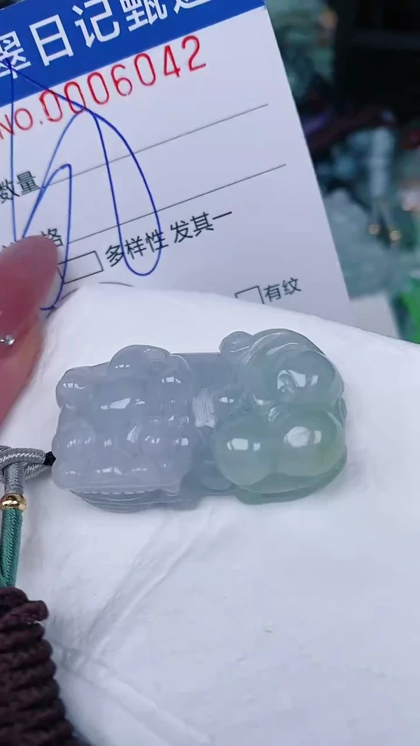 【闪购商品】翡翠颈饰未镶嵌00006042