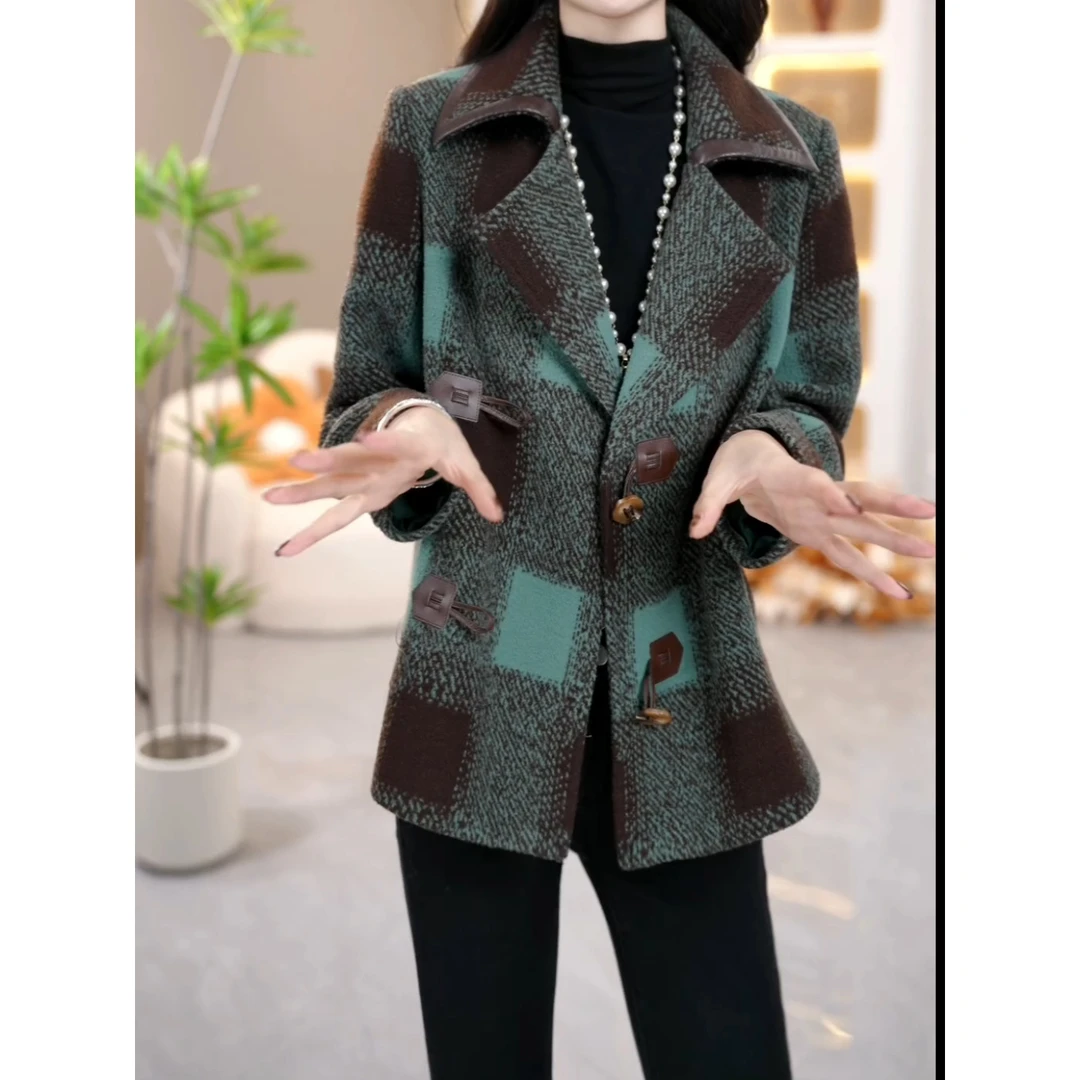 法式高级感2024秋季新款西装领时尚百搭格纹短款气质显瘦上衣外套