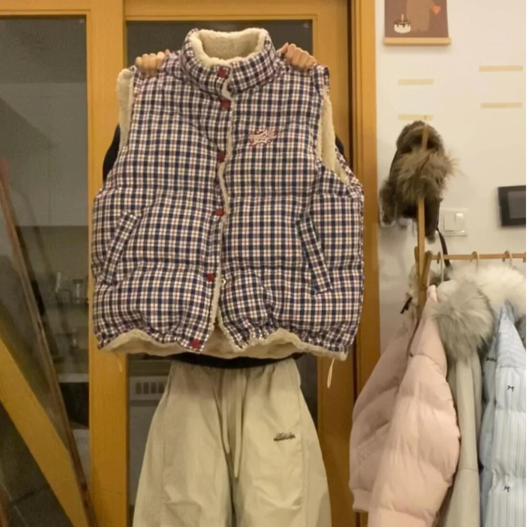 2025冬季新款韩系复古学院风厚款保暖格纹立领双面穿设计马甲棉服