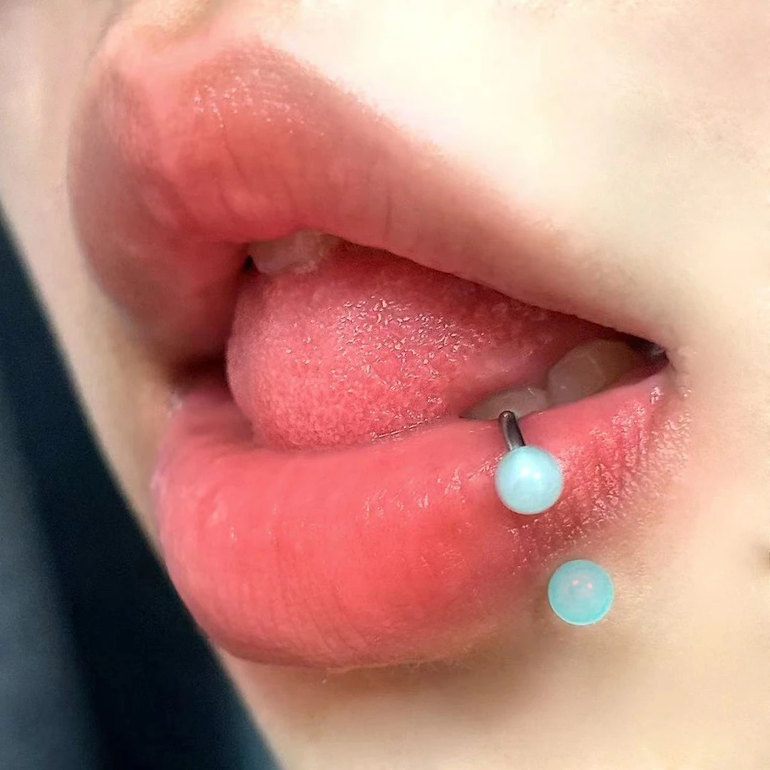 钛钢亚克力耳饰 夏季限定薄荷绿唇环亚克力小清新钛钢C环马蹄环