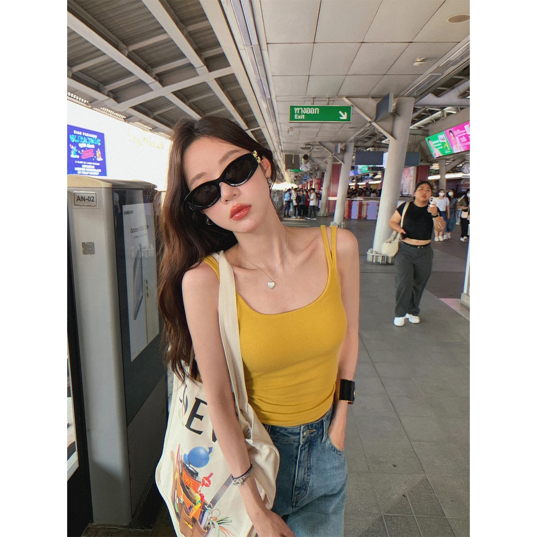 高弹力纯欲黄色带胸垫吊带女夏外穿文胸一体背心纯色修身短款上衣